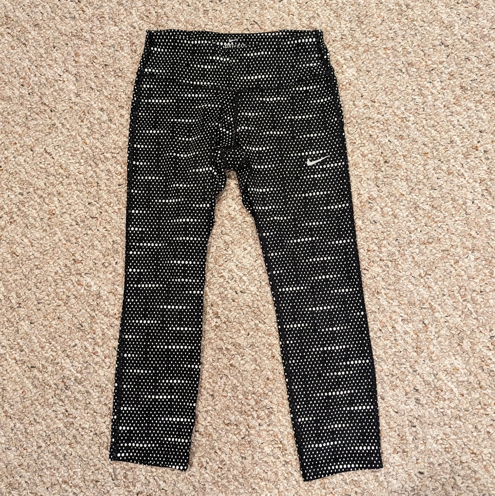 Nike Dri-Fit Crop Leggings